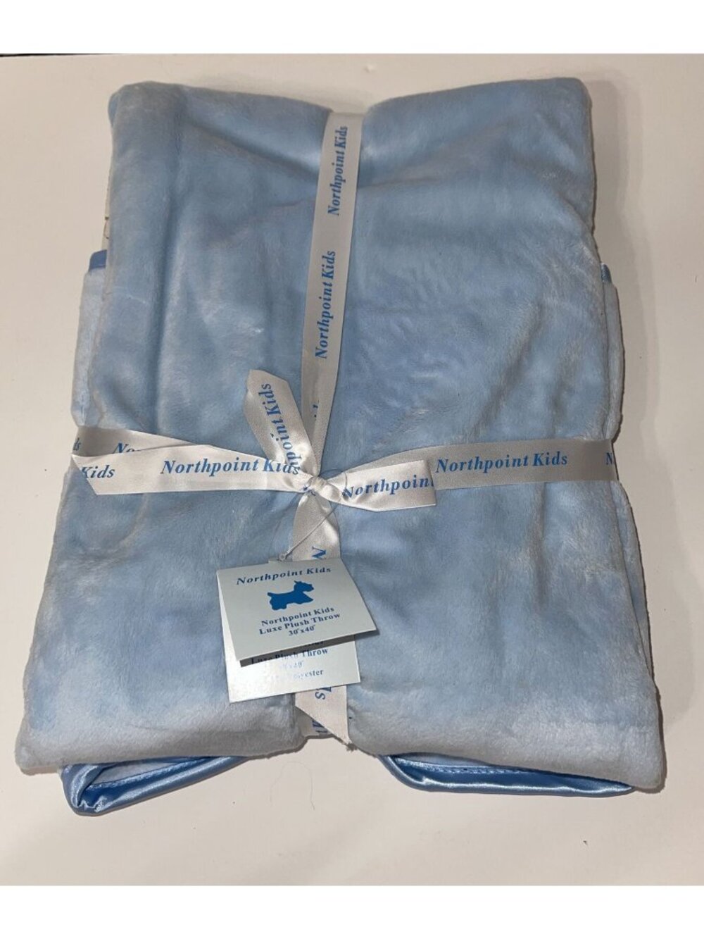 NWT Northpoint Kids Luxe Plush Throw 30”x40” Blue Polyester